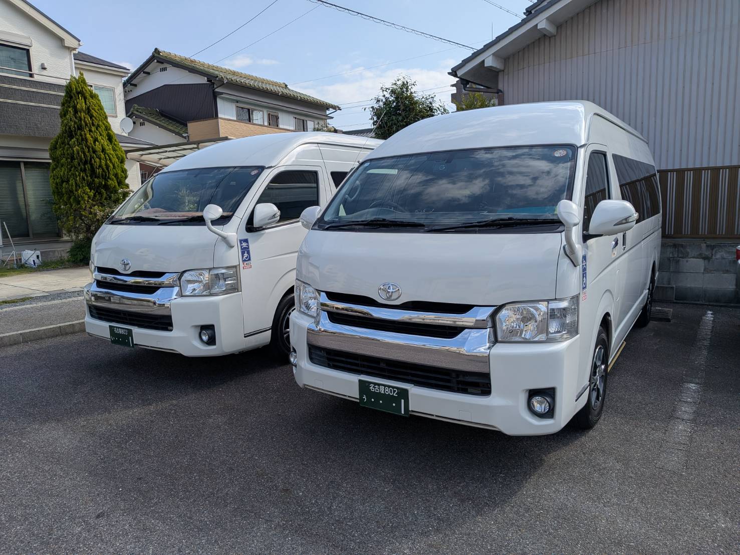 トヨタハイエース車両